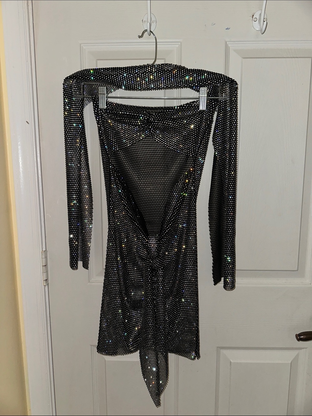 Black Sequin Off-Shoulder Long Sleeve Party Dress